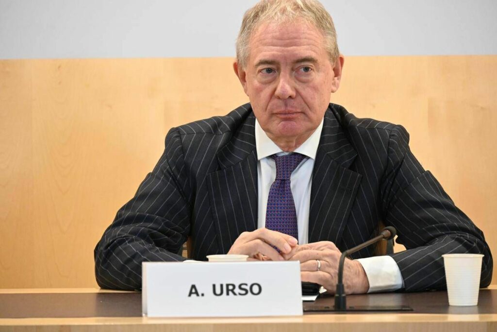 Lavoro Urso ad Assolavoro le Agenzie sono un valore aggiunto per il mercato Lavoro Urso ad Assolavoro le Agenzie sono un valore aggiunto per il mercato
