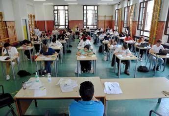 Maturita 2025 Cartesio Platone e un accenno darte nella seconda prova di matematica allo Scientifico Maturita 2025 Cartesio Platone e un accenno darte nella seconda prova di matematica allo Scientifico