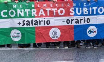 Metalmeccanici in sciopero per rinnovo contratto manifestazioni in tutta Italia