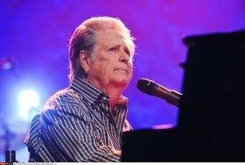 Morto Brian Wilson il fondatore dei Beach Boys Morto Brian Wilson il fondatore dei Beach Boys