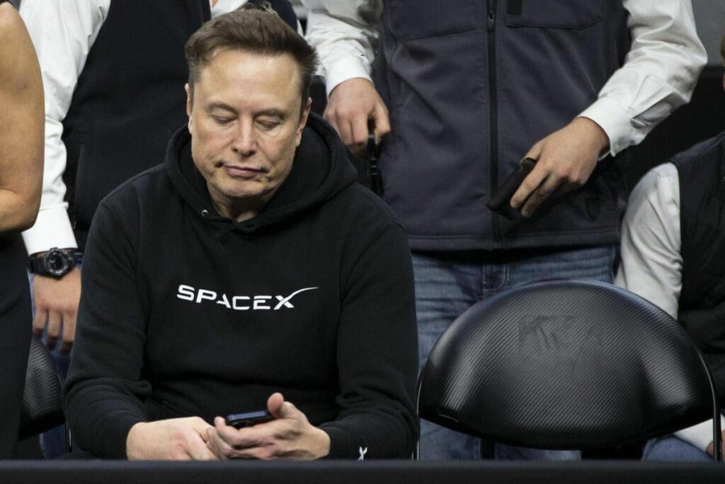 Musk torna ad attaccare legge di bilancio di Trump Immenso danno al Paese Musk torna ad attaccare legge di bilancio di Trump Immenso danno al Paese