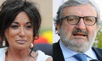 Nancy DellOlio Emiliano Mi ha creato danno che dovra essere risarcito Nancy DellOlio Emiliano Mi ha creato danno che dovra essere risarcito