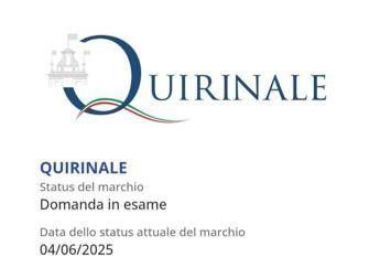 Nuovo logo per il Quirinale cosi il Colle punta al merchandising Nuovo logo per il Quirinale cosi il Colle punta al merchandising