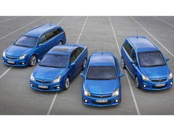 Opel Astra OPC 25 anni di passione sportiva Opel Astra OPC 25 anni di passione sportiva