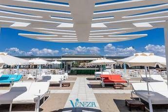 Ostia gestore stabilimento Venezia Sequestro lascia a casa 40 lavoratori Ostia gestore stabilimento Venezia Sequestro lascia a casa 40 lavoratori