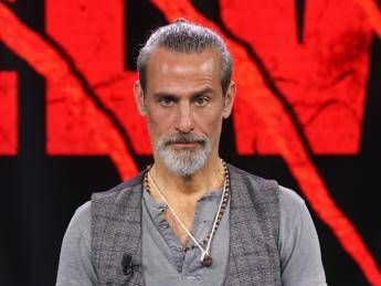 Raz Degan digiuna per 10 giorni Caterina Balivo lo punzecchia Chissa Raz Degan digiuna per 10 giorni Caterina Balivo lo punzecchia Chissa