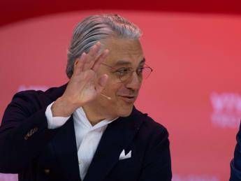 Renault ceo Luca de Meo si dimette per nuove sfide fuori dallauto Renault ceo Luca de Meo si dimette per nuove sfide fuori dallauto