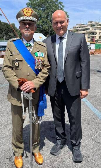 Sanita pubblica e sanita militare Unalleanza strategica per la salute dei cittadini Sanita pubblica e sanita militare Unalleanza strategica per la salute dei cittadini