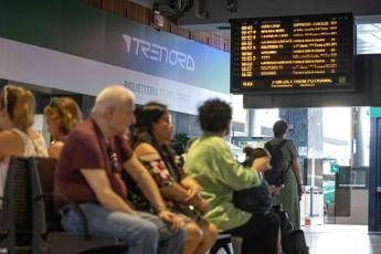 Sciopero dei trasporti in tutta Italia oggi a rischio treni aerei e bus