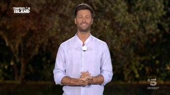 Temptation Island chi sono Valentina e Antonio la terza coppia Temptation Island chi sono Valentina e Antonio la terza coppia