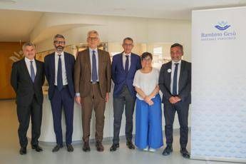 Tumori 80 bimbi malati guarisce un passaporto per non dimenticare Tumori 80 bimbi malati guarisce un passaporto per non dimenticare