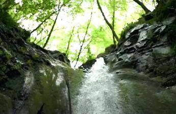 Turismo in Basilicata cascate ristoro da calura estiva Turismo in Basilicata cascate ristoro da calura estiva