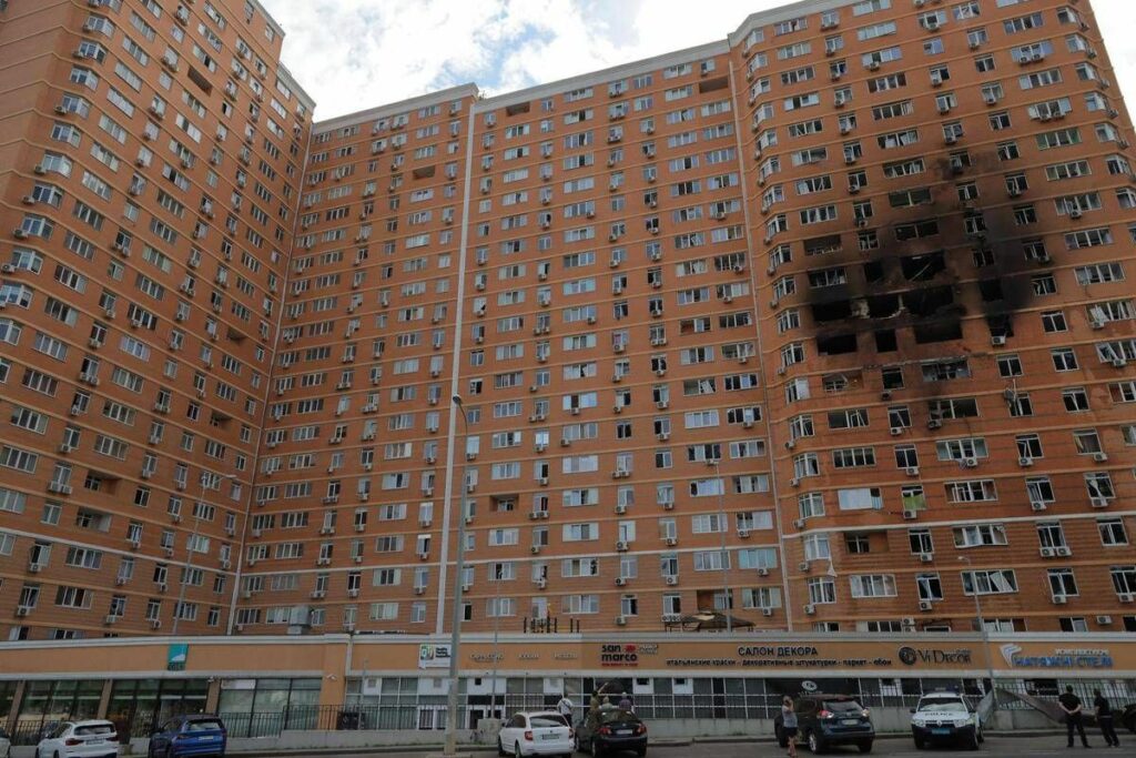 Ucraina nuova ondata di attacchi russi colpite anche regioni lontane dal fronte Ucraina nuova ondata di attacchi russi colpite anche regioni lontane dal fronte