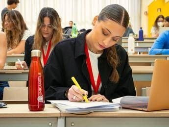 UniCamillus bandi prove ammissione a Medicina e Odontoiatria 2025 2026 UniCamillus bandi prove ammissione a Medicina e Odontoiatria 2025 2026