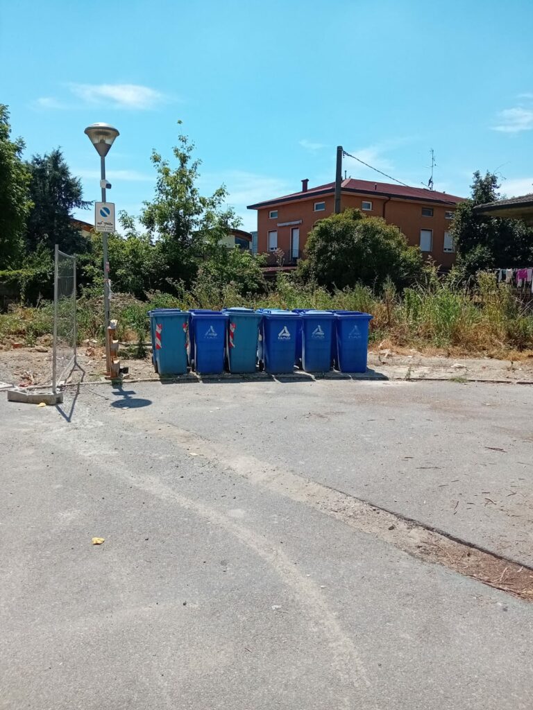 01. Piazzale via Moroni ALER Bergamo 01. Piazzale via Moroni ALER Bergamo