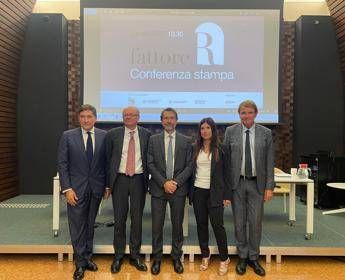 A Fattore R 2025 il Premio Nobel per lEconomia Daron Acemoglu A Fattore R 2025 il Premio Nobel per lEconomia Daron Acemoglu