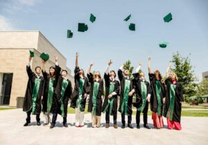 A Milano proclamati i primi laureati medici ingegneri dEuropa
