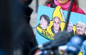 Caso Epstein Ghislaine Maxwell chiede revoca condanna e fa appello a Trump Caso Epstein Ghislaine Maxwell chiede revoca condanna e fa appello a Trump