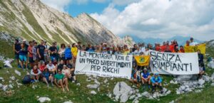 Escursione Dove si incontrano le valli in centinaia contro il progetto sciistico Colere Lizzola