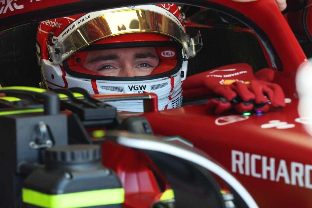 Leclerc esplode via radio dopo qualifiche Silverstone Faccio schifo Ascolta Leclerc esplode via radio dopo qualifiche Silverstone Faccio schifo Ascolta