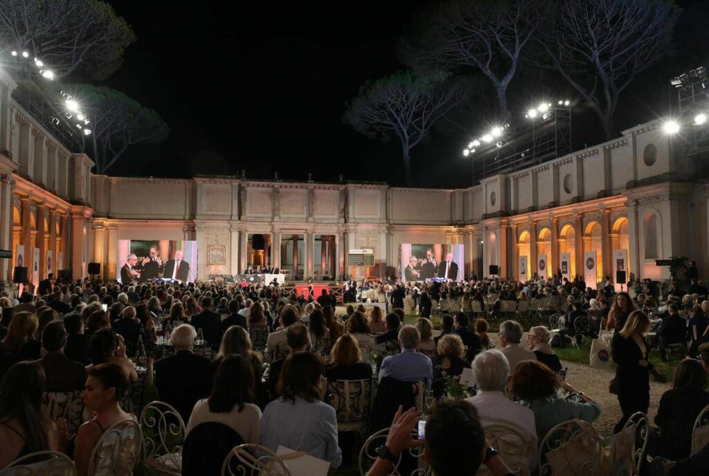 Premio Strega stasera il vincitore chi sono i finalisti e come vedere la cerimonia in diretta Premio Strega stasera il vincitore chi sono i finalisti e come vedere la cerimonia in diretta
