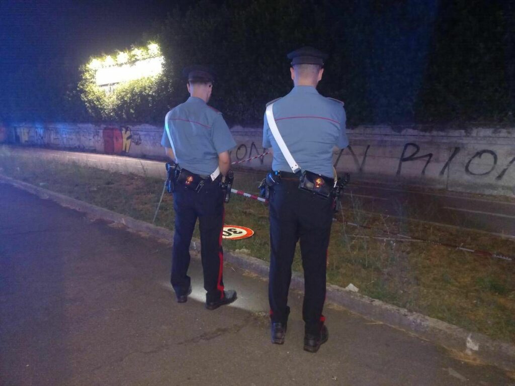Roma 27enne ucciso a coltellate sulla Colombo fermato un ragazzo Roma 27enne ucciso a coltellate sulla Colombo fermato un ragazzo
