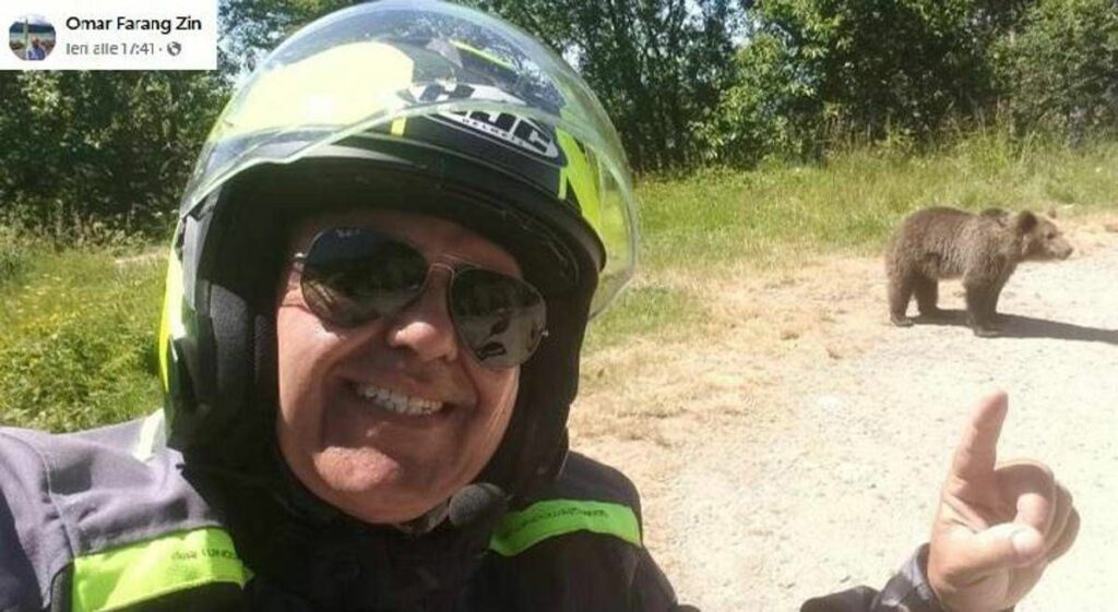 Romania motociclista italiano ucciso da orsa ha filmato gli ultimi momenti Romania motociclista italiano ucciso da orsa ha filmato gli ultimi momenti