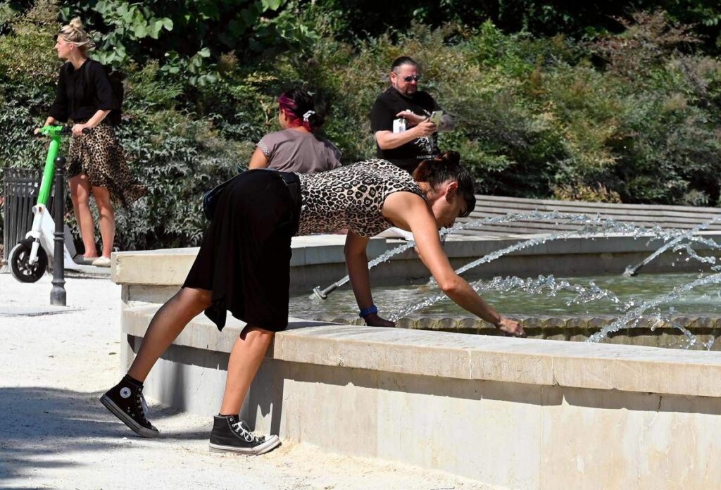 Temperature roventi in Italia oggi bollino rosso in 20 citta per il caldo Temperature roventi in Italia oggi bollino rosso in 20 citta per il caldo