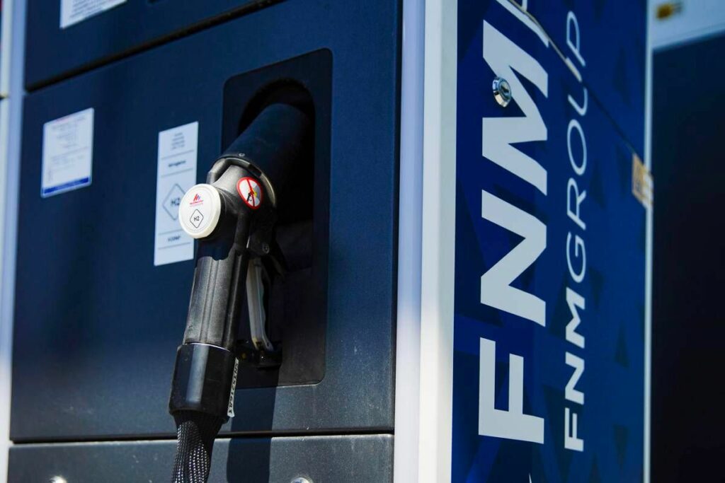 Trasporti Cassetta Milano Serravalle Con stazione rifornimento idrogeno puntiamo a decarbonizzazione Trasporti Cassetta Milano Serravalle Con stazione rifornimento idrogeno puntiamo a decarbonizzazione