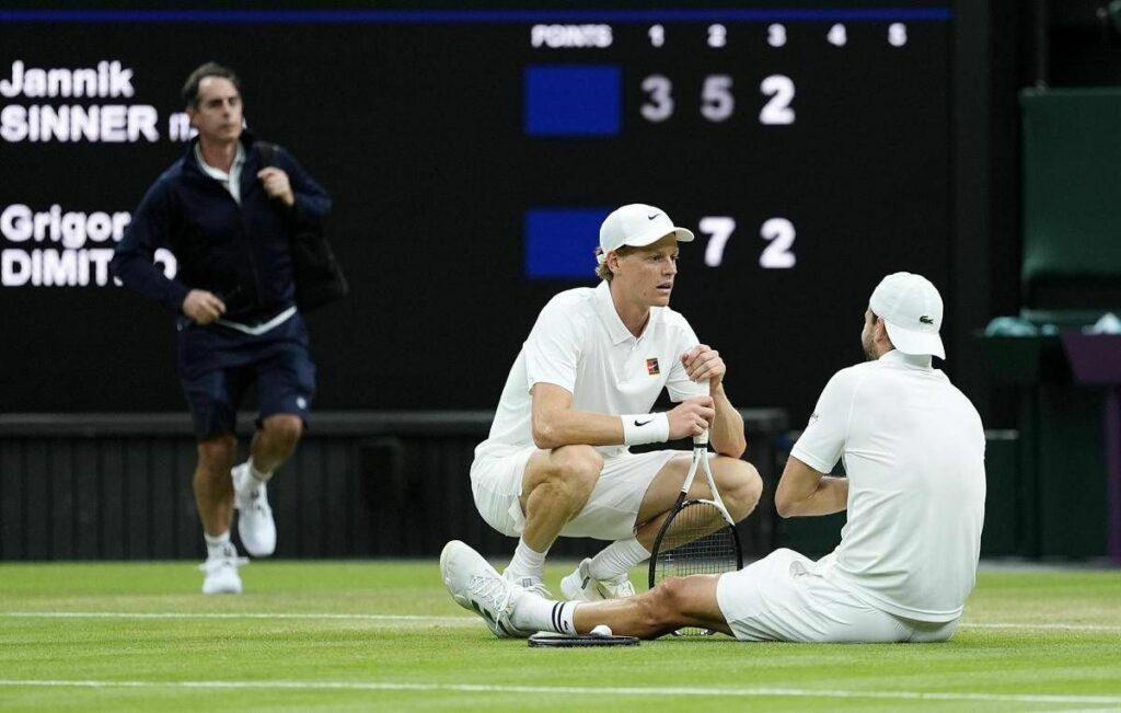 Wimbledon Sinner ai quarti Dimitrov prima domina poi si ritira Wimbledon Sinner ai quarti Dimitrov prima domina poi si ritira