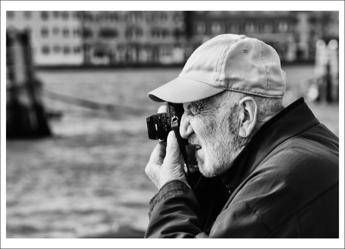 Addio al fotografo Gianni Berengo Gardin grande testimone dellItalia in bianco e nero Addio al fotografo Gianni Berengo Gardin grande testimone dellItalia in bianco e nero