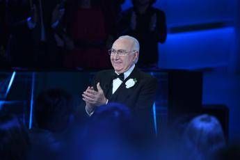 Addio al piu grande da Bruno Vespa a Simona Ventura la tv saluta Pippo Baudo