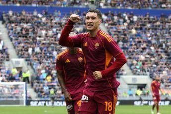 Amichevoli vincono Roma e Lazio. Pari Milan e Fiorentina Amichevoli vincono Roma e Lazio. Pari Milan e Fiorentina