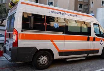 Botulino salgono a 14 i casi di intossicazione alimentare a Cosenza Botulino salgono a 14 i casi di intossicazione alimentare a Cosenza