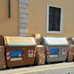 Brescia abbandonati 60 scatoloni di mascherine scadute in Contrada del Cavalletto