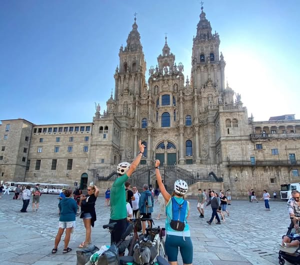 Da Sarezzo a Santiago in bici limpresa di Veronica e Sebastiano 2300 km di sogni e fatica