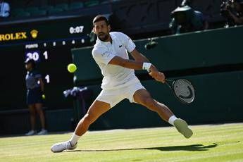 Dal campo di tennis a quello da calcio Djokovic diventa comproprietario del Le Mans Dal campo di tennis a quello da calcio Djokovic diventa comproprietario del Le Mans