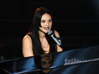 Dal dolore alla rinascita Francesca Michielin Festeggio due anni delle mie cuciture Dal dolore alla rinascita Francesca Michielin Festeggio due anni delle mie cuciture