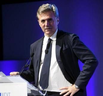 Enel il mercato apprezza il buyback voluto da Flavio Cattaneo Enel il mercato apprezza il buyback voluto da Flavio Cattaneo
