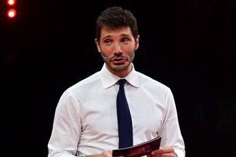 Il legale di Stefano De Martino sui video privati Come sta Chiunque sarebbe offeso e triste