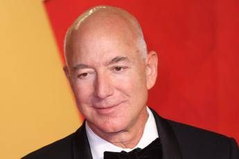 Jeff Bezos morta la madre Jackie laddio del fondatore di Amazon