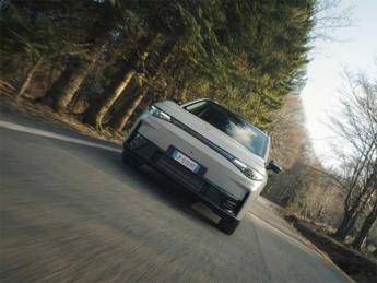 Leapmotor C10 AWD potenza elettrica e trazione integrale Leapmotor C10 AWD potenza elettrica e trazione integrale