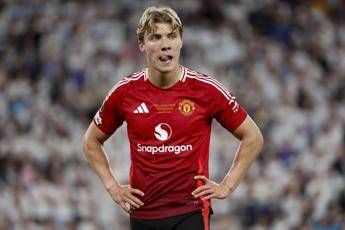 Milan si avvicina Hojlund Il Manchester United non lo convoca Milan si avvicina Hojlund Il Manchester United non lo convoca