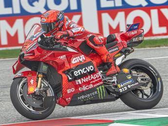 MotoGp super Marquez centra la pole anche in Ungheria. Disastro Bagnaia partira quindicesimo MotoGp super Marquez centra la pole anche in Ungheria. Disastro Bagnaia partira quindicesimo