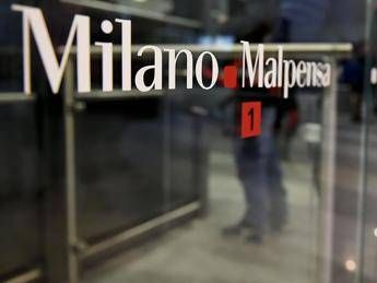 Paura a Malpensa appicca il fuoco e devasta monitor al terminal 1 dellaeroporto
