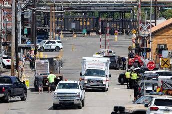 Pennsylvania esplosione in acciaieria un morto due dispersi e decine di feriti Pennsylvania esplosione in acciaieria un morto due dispersi e decine di feriti