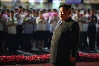 Ucraina Kim elogia le eroiche truppe nordcoreane che hanno combattuto nel Kursk