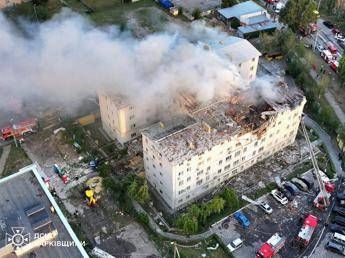 Ucraina Russia non ferma attacchi 9 morti in 24 ore anche tre minori Ucraina Russia non ferma attacchi 9 morti in 24 ore anche tre minori